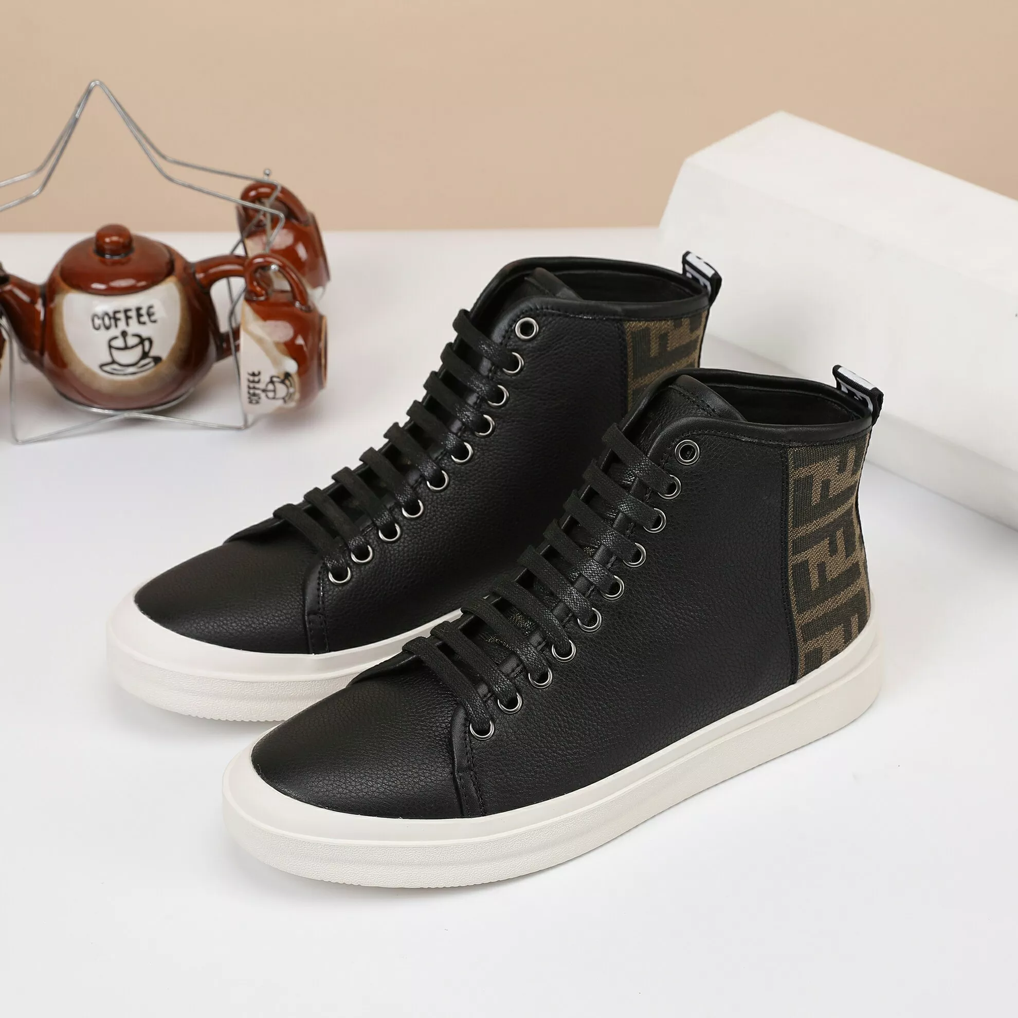 fendi high tops decontractees chaussures pour homme s_1274037